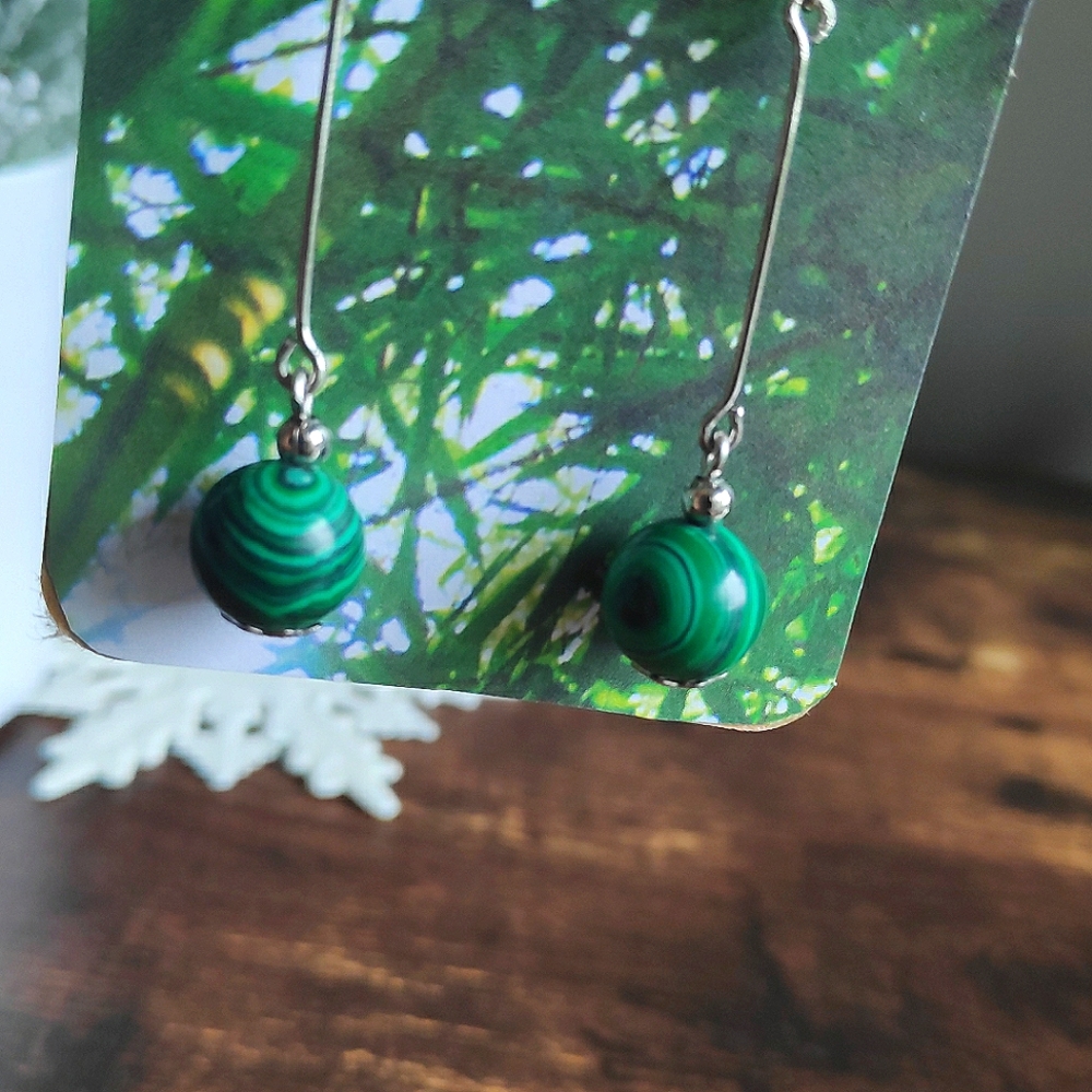 Beautiful earrings - Picture 4 of 4